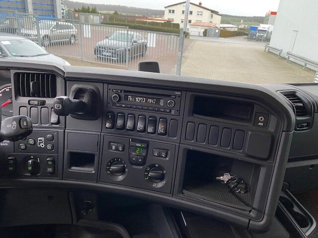 Crédit-bail de Scania R450 LB 6x2-4 R450 LB 6x2-4 Getränkekoffer, Retarder, Lift-/Lenkachse, Stapleraufnahme Scania R450 LB 6x2-4 R450 LB 6x2-4 Getränkekoffer, Retarder, Lift-/Lenkachse, Stapleraufnahme: photos 4