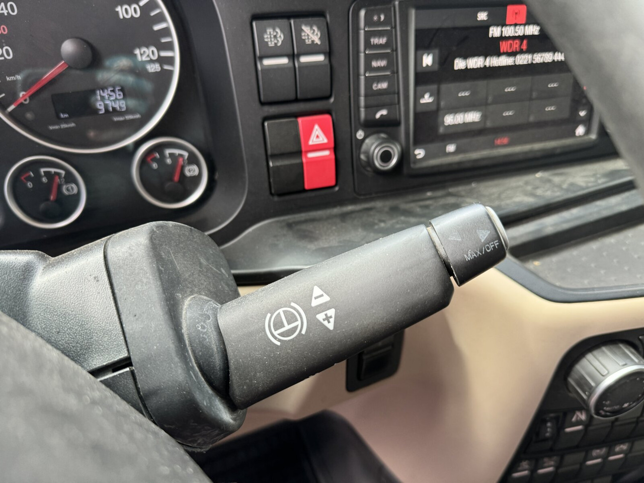 MAN TGX 18.500 4X4H BLS TGX 18.500 4X4H BLS, PriTarder, HydroDrive, Kipphydraulik - Tracteur routier: photos 4 MAN TGX 18.500 4X4H BLS TGX 18.500 4X4H BLS, PriTarder, HydroDrive, Kipphydraulik - Tracteur routier: photos 4
