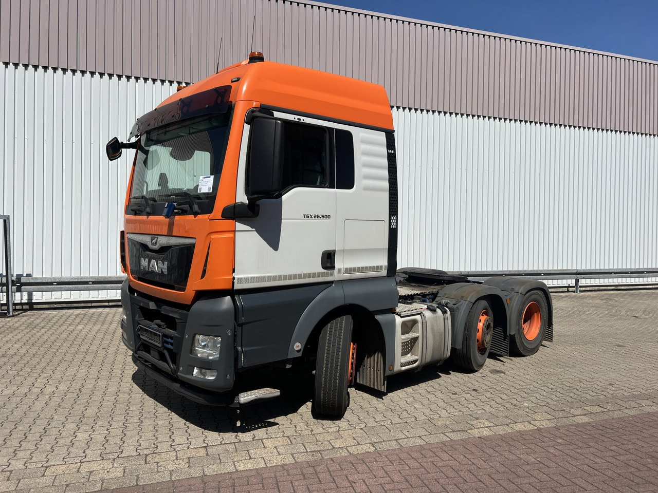 MAN TGX 26.500 6X2/4 BLS TGX 26.500 6X2/4 BLS, Intarder, Vorlauflenk-/lift, XXL-Fahrerhaus, 70t - Tracteur routier: photos 1 MAN TGX 26.500 6X2/4 BLS TGX 26.500 6X2/4 BLS, Intarder, Vorlauflenk-/lift, XXL-Fahrerhaus, 70t - Tracteur routier: photos 1