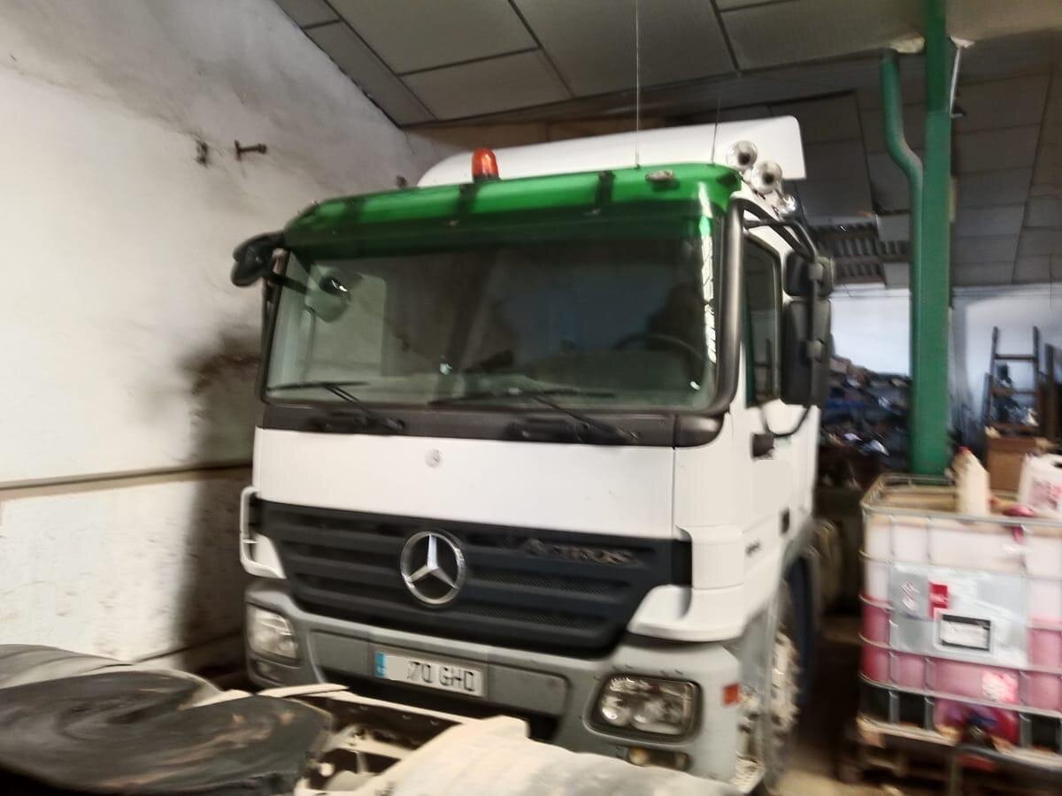 Mercedes-Benz Actros - Tracteur routier: photos 2 Mercedes-Benz Actros - Tracteur routier: photos 2
