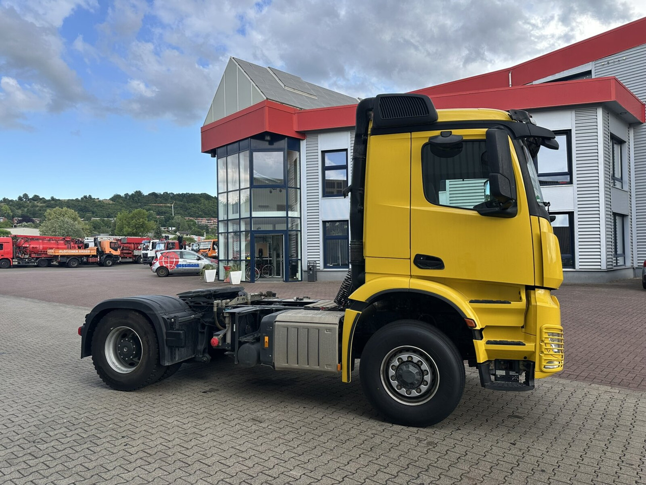Tracteur routier Mercedes-Benz Arocs 1851 LS 4x4 HAD Arocs 1851 LS 4x4 HAD, Hydraulik, Navi, MultimediaCockpit: photos 10