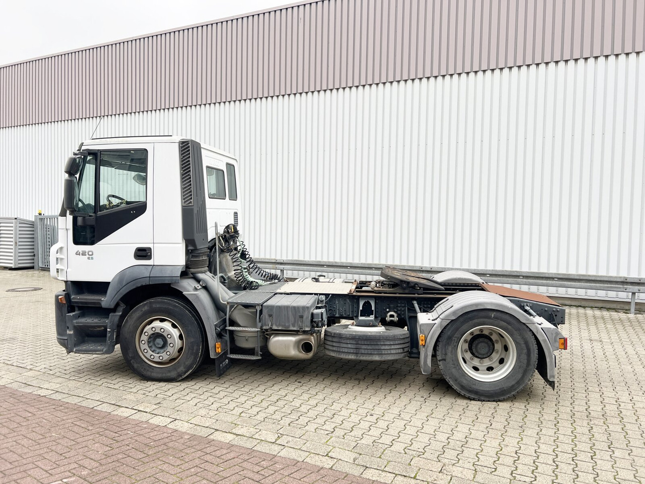 Tracteur routier Stralis AD440S42T/P 4x2 Stralis AD440X42T/P 4x2, Ex-: photos 10 Tracteur routier Stralis AD440S42T/P 4x2 Stralis AD440X42T/P 4x2, Ex-: photos 10