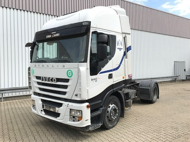 Stralis AS440S45 T/P 4x2 ONLY FOR SPAREPARTS!!! Stralis AS440S45 T/P 4x2 ActiveSpace - Tracteur routier: photos 1 Stralis AS440S45 T/P 4x2 ONLY FOR SPAREPARTS!!! Stralis AS440S45 T/P 4x2 ActiveSpace - Tracteur routier: photos 1