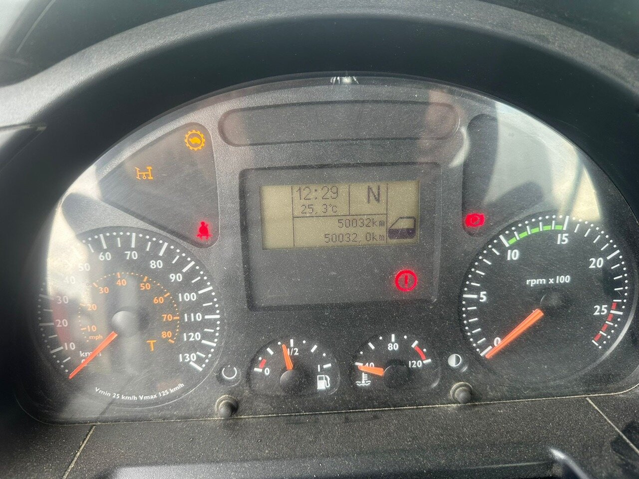 Trakker AD340T41B 8x4 Trakker AD340T41B 8x4, Betonmischer Stetter ca. 9m³ - Camion malaxeur: photos 4 Trakker AD340T41B 8x4 Trakker AD340T41B 8x4, Betonmischer Stetter ca. 9m³ - Camion malaxeur: photos 4