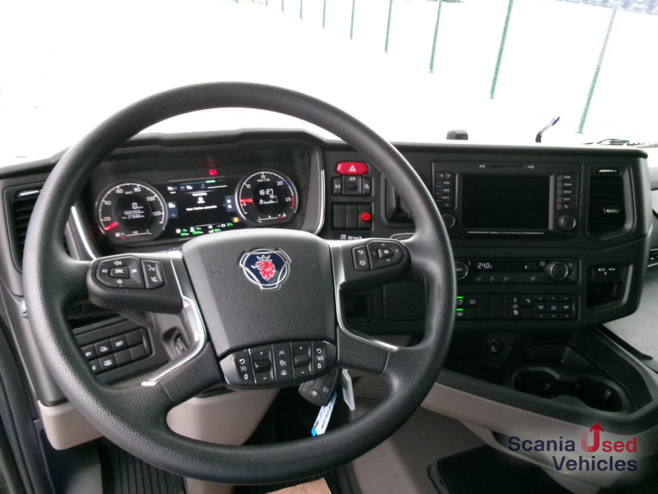 SCANIA R 450 A4x2NA - Tracteur routier: photos 3 SCANIA R 450 A4x2NA - Tracteur routier: photos 3