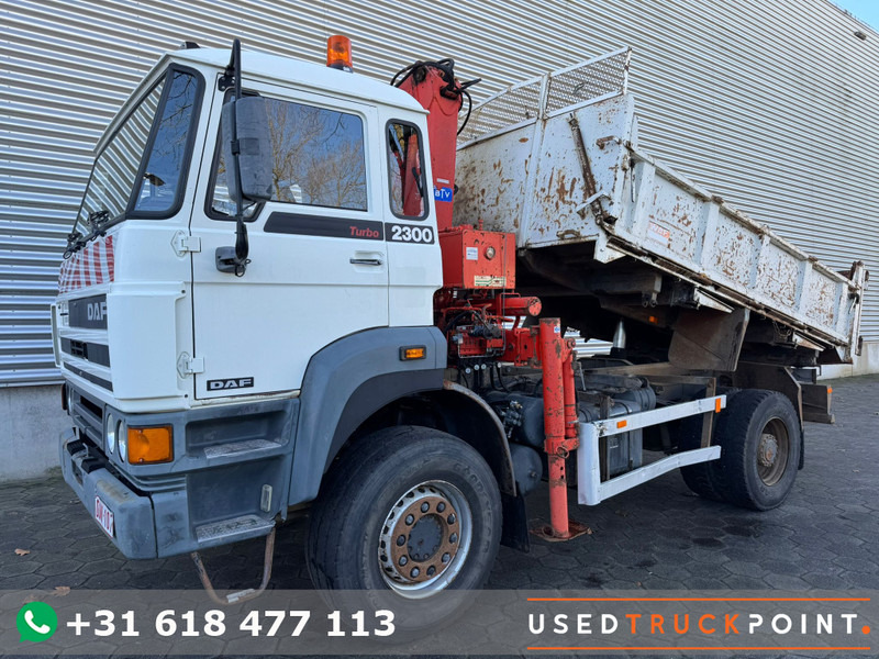 DAF 2300 / 4X4 / Crane + Kipper / 217.000 KM / Full Steel / Belgium Truck - Camion grue: photos 1 DAF 2300 / 4X4 / Crane + Kipper / 217.000 KM / Full Steel / Belgium Truck - Camion grue: photos 1