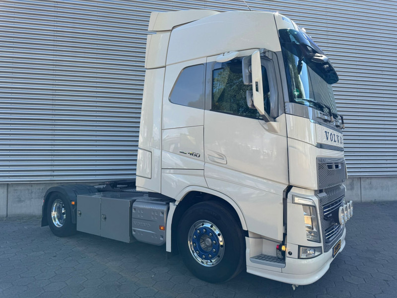 Volvo FH 460 / I-Shift / Dual Clutch / I-Park Cool / NEW TUV / New Tacho / NL Truck - Tracteur routier: photos 2 Volvo FH 460 / I-Shift / Dual Clutch / I-Park Cool / NEW TUV / New Tacho / NL Truck - Tracteur routier: photos 2