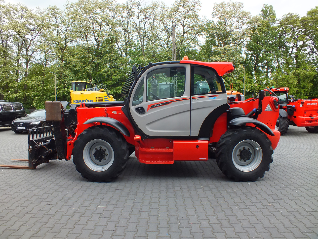 MANITOU MT 1440 - Chargeuse sur pneus télescopique pour Pelle: photos 5 MANITOU MT 1440 - Chargeuse sur pneus télescopique pour Pelle: photos 5