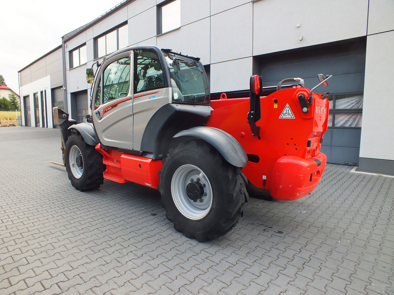 MANITOU MT1840 - Chargeuse sur pneus télescopique pour Pelle: photos 3 MANITOU MT1840 - Chargeuse sur pneus télescopique pour Pelle: photos 3