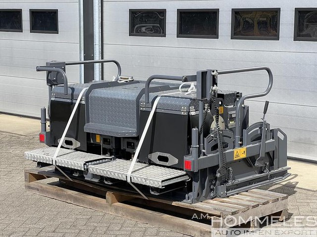 Vögele AB 340 Extending Screed - Travaux routiers: photos 1 Vögele AB 340 Extending Screed - Travaux routiers: photos 1