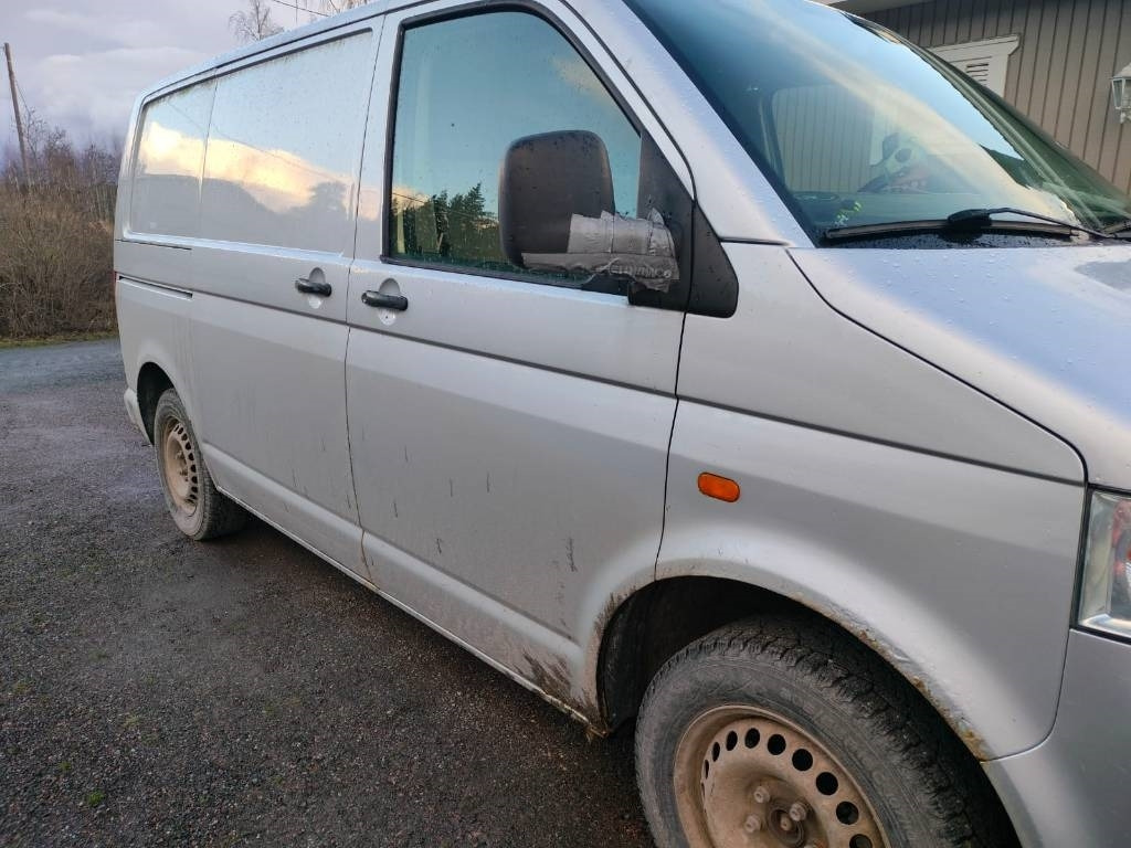 Volkswagen Transporter 1.9 TDI - Fourgonnette: photos 3 Volkswagen Transporter 1.9 TDI - Fourgonnette: photos 3