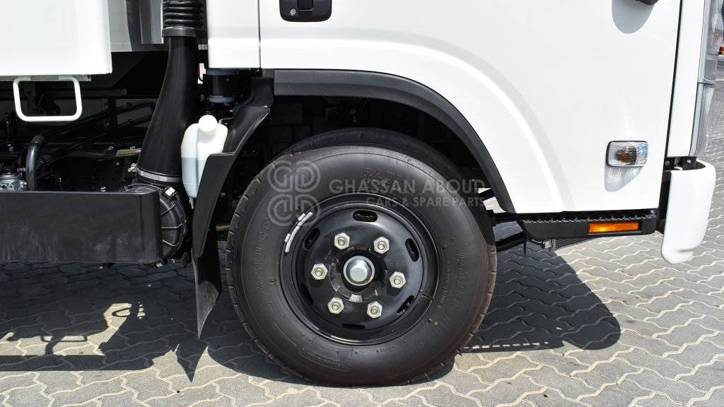 ISUZU NPR 75 DUMP TRUCK WITH A/C MY23 - Camion benne: photos 5 ISUZU NPR 75 DUMP TRUCK WITH A/C MY23 - Camion benne: photos 5
