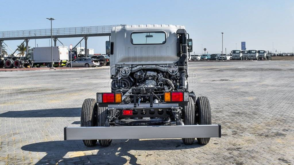 ISUZU NPR 75 LONG CHASSIS PAYLOAD 4.7 TON APPROX 4×2 W/ AC MY24 - Châssis cabine: photos 3 ISUZU NPR 75 LONG CHASSIS PAYLOAD 4.7 TON APPROX 4×2 W/ AC MY24 - Châssis cabine: photos 3