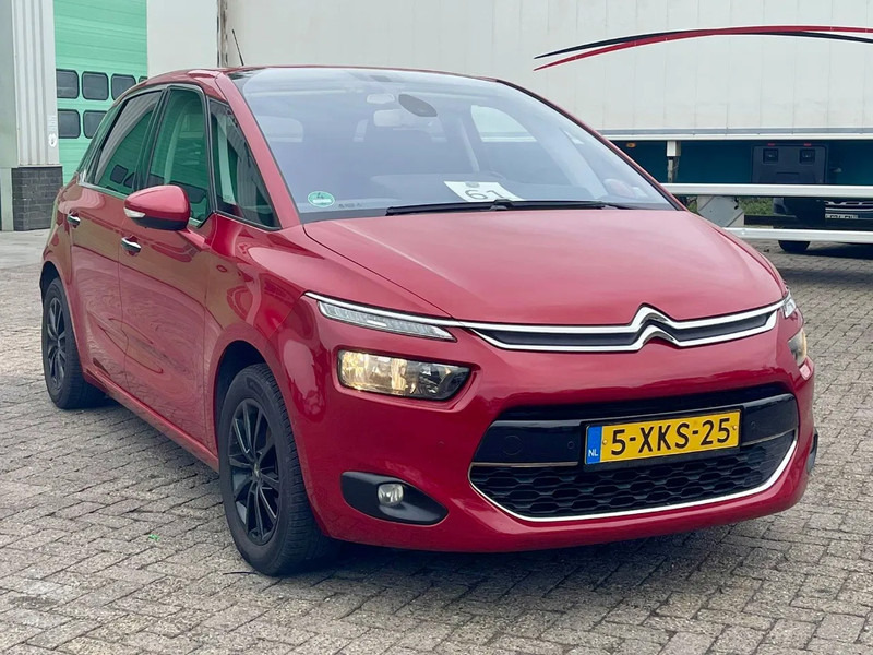 Citroën C4 Picasso REAR VIEW CAMERA, BLIND SPOT SENSOR, AUTO PARKING, FRONT & REAR PARKTRONIC, - Voiture à hayon: photos 3 Citroën C4 Picasso REAR VIEW CAMERA, BLIND SPOT SENSOR, AUTO PARKING, FRONT & REAR PARKTRONIC, - Voiture à hayon: photos 3