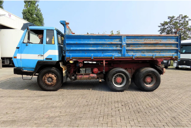 MAN STEYER 10 tyres. !!!AIR PROBLEM!! CLUTCH NOT GOING - Camion benne: photos 5 MAN STEYER 10 tyres. !!!AIR PROBLEM!! CLUTCH NOT GOING - Camion benne: photos 5