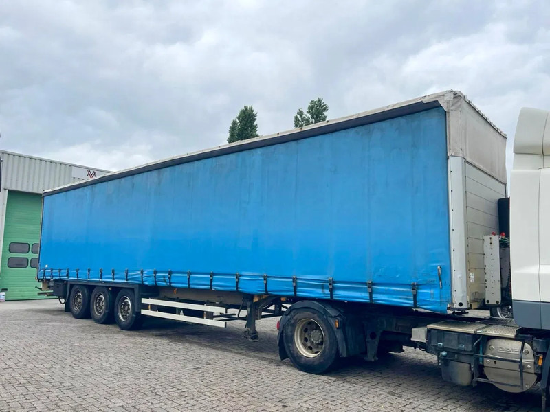 Schmitz Cargobull SAF, VERY GOOD CONDITION - Semi-remorque rideaux coulissants: photos 1 Schmitz Cargobull SAF, VERY GOOD CONDITION - Semi-remorque rideaux coulissants: photos 1