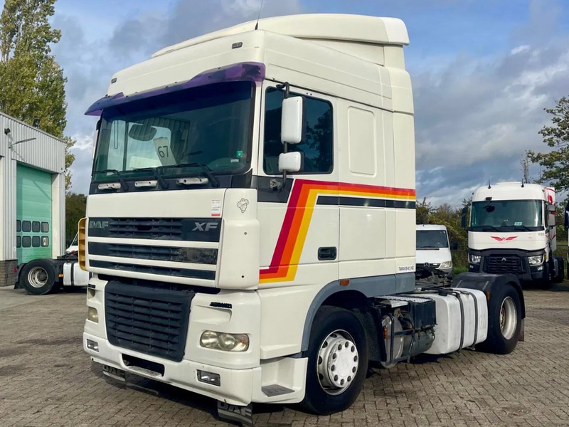 DAF 95.480 VERY CLEAN! EURO 4, PTO, HYDRAULIC, 2X FUEL TANK - Tracteur routier: photos 1 DAF 95.480 VERY CLEAN! EURO 4, PTO, HYDRAULIC, 2X FUEL TANK - Tracteur routier: photos 1
