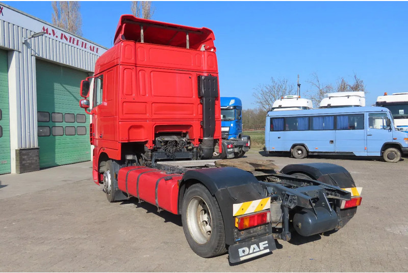 DAF XF 105.460 Euro5 evv, 2 beds, 2 tanks - Tracteur routier: photos 5 DAF XF 105.460 Euro5 evv, 2 beds, 2 tanks - Tracteur routier: photos 5