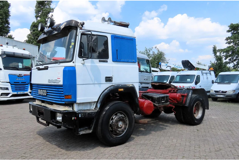 Iveco Turbostar 190.36 FULL SPRING ! - Tracteur routier: photos 1 Iveco Turbostar 190.36 FULL SPRING ! - Tracteur routier: photos 1