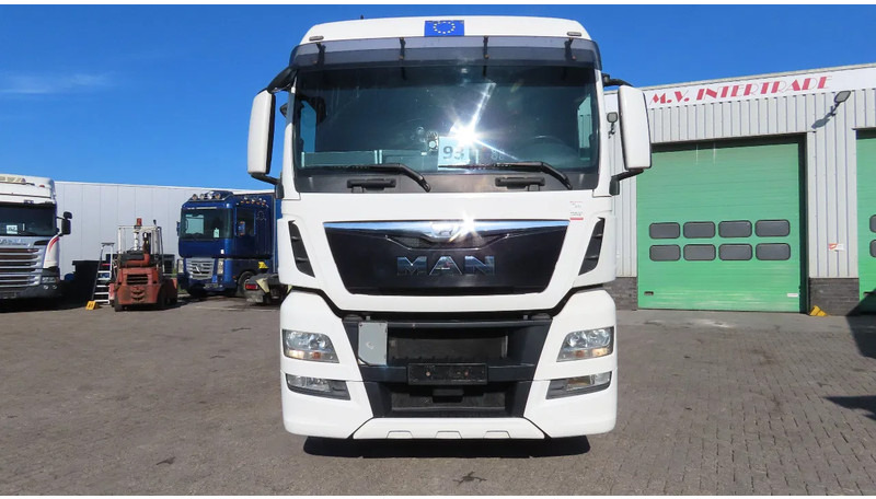 MAN TGX 14.440 RETARDER, 2 tanks, GREAT CONDITION! - Tracteur routier: photos 3 MAN TGX 14.440 RETARDER, 2 tanks, GREAT CONDITION! - Tracteur routier: photos 3