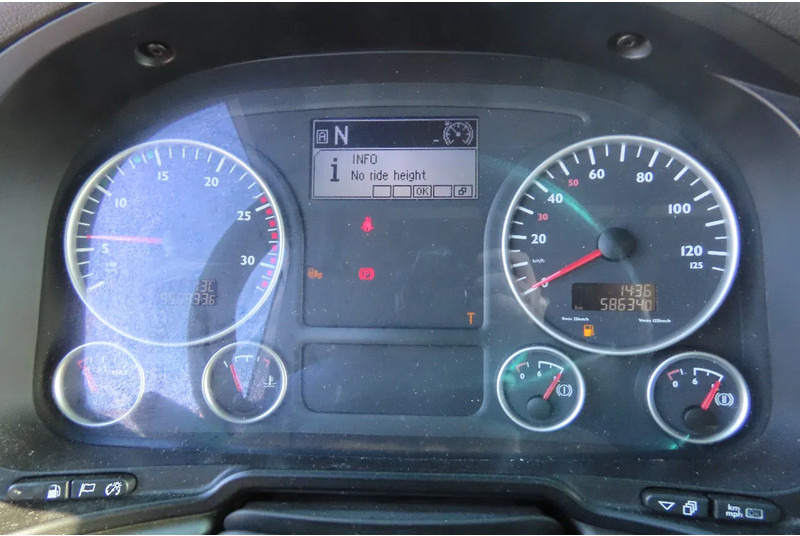 Tracteur routier MAN TGX 14.440 RETARDER, FRIGO, 2 beds: photos 7 Tracteur routier MAN TGX 14.440 RETARDER, FRIGO, 2 beds: photos 7