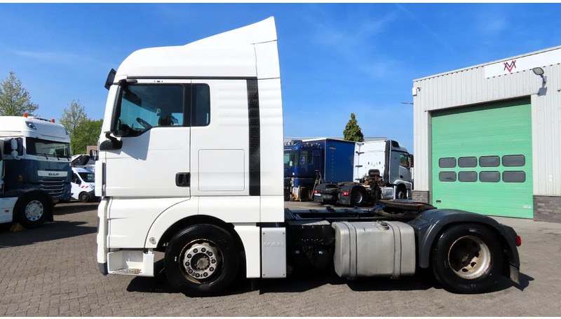 MAN TGX.18.400 RETARDER, 2X FUEL TANK, FRIGO - Tracteur routier: photos 4 MAN TGX.18.400 RETARDER, 2X FUEL TANK, FRIGO - Tracteur routier: photos 4