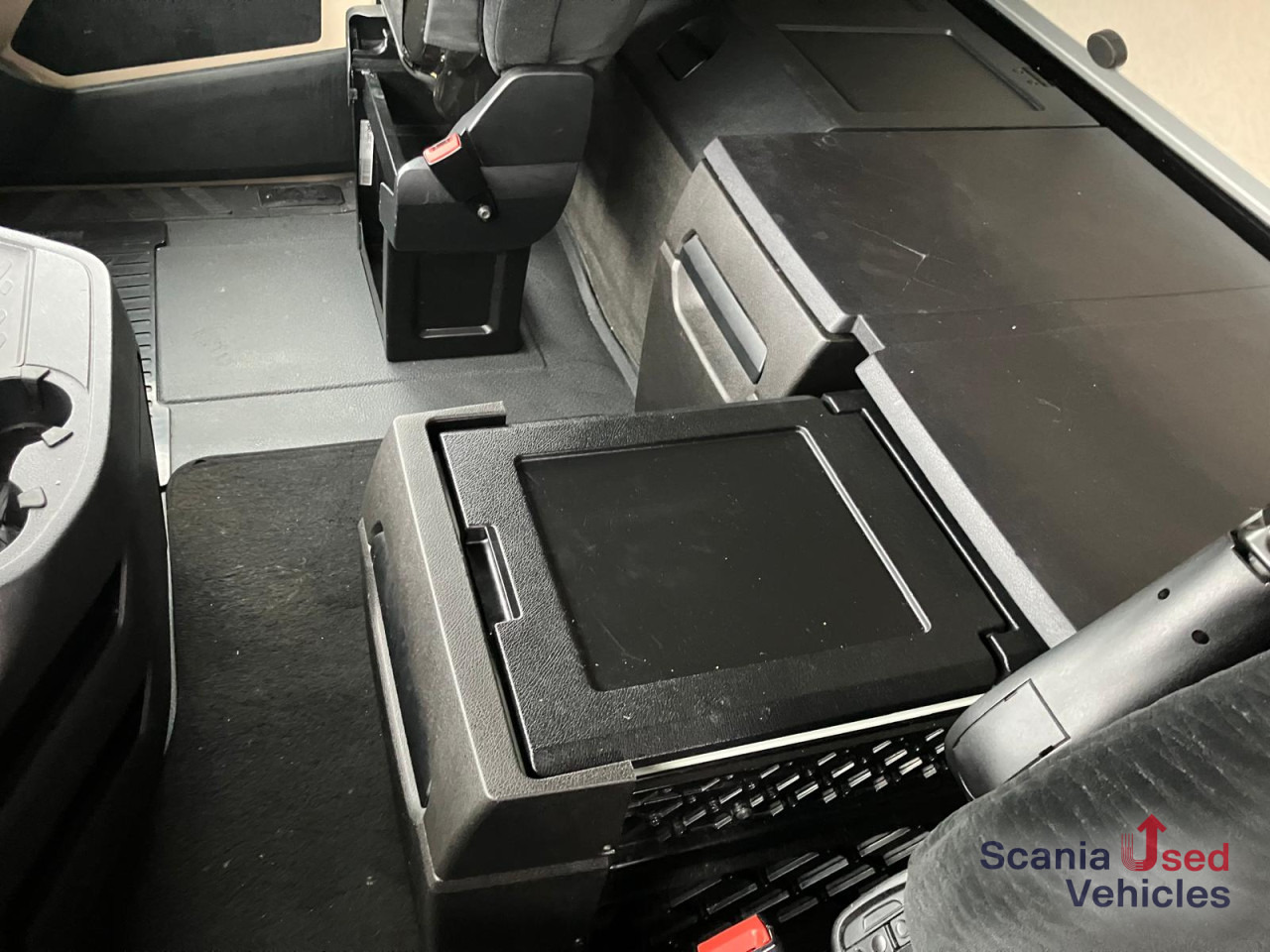 MERCEDES-BENZ Actros 1848 Retarder Blatt/Luft Retarder! - Tracteur routier: photos 3 MERCEDES-BENZ Actros 1848 Retarder Blatt/Luft Retarder! - Tracteur routier: photos 3