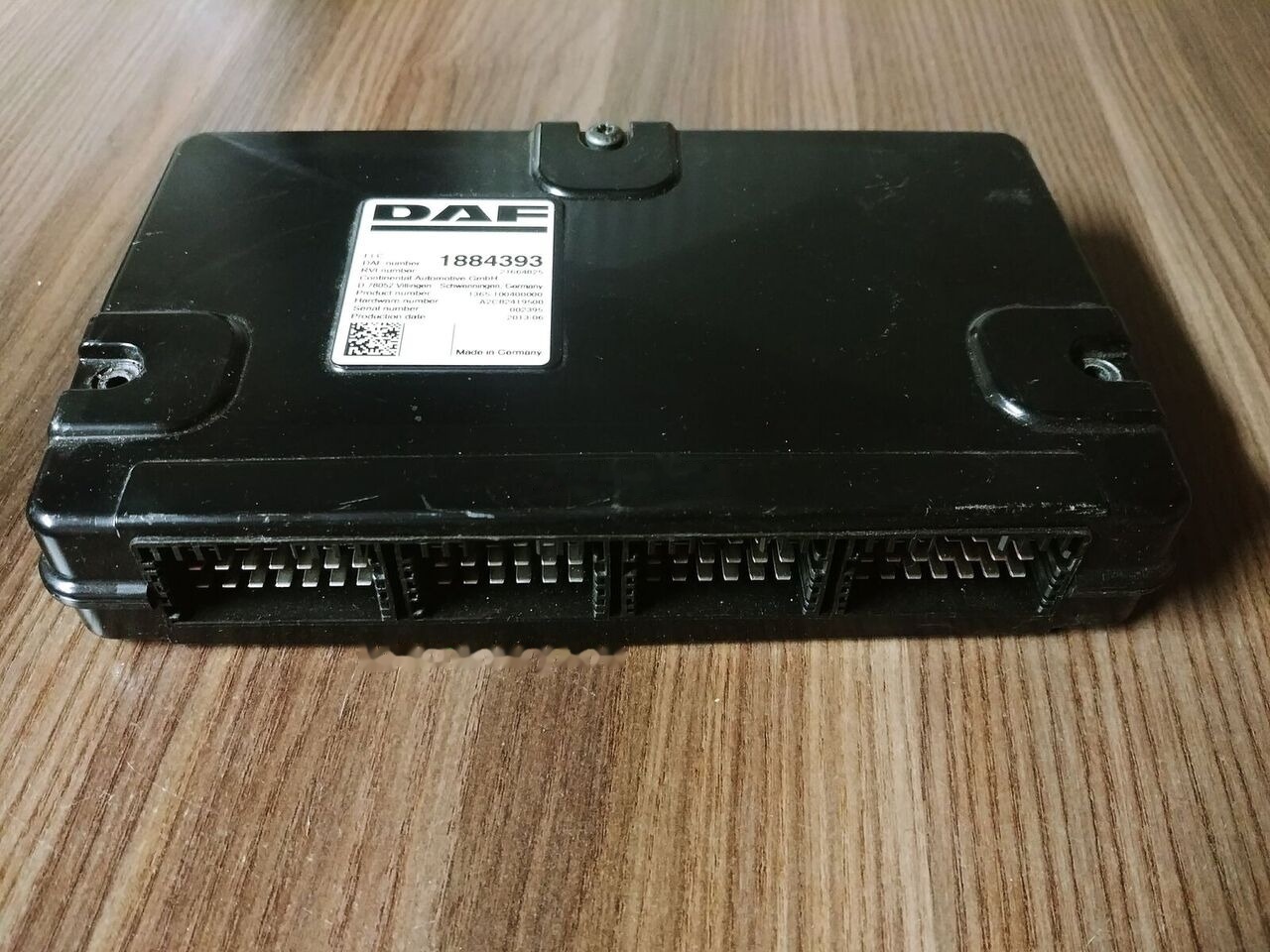 DAF Electronic Light Controller ELC 1884393 DAF CF65 LF45 - Bloc de gestion pour Camion: photos 1 DAF Electronic Light Controller ELC 1884393 DAF CF65 LF45 - Bloc de gestion pour Camion: photos 1