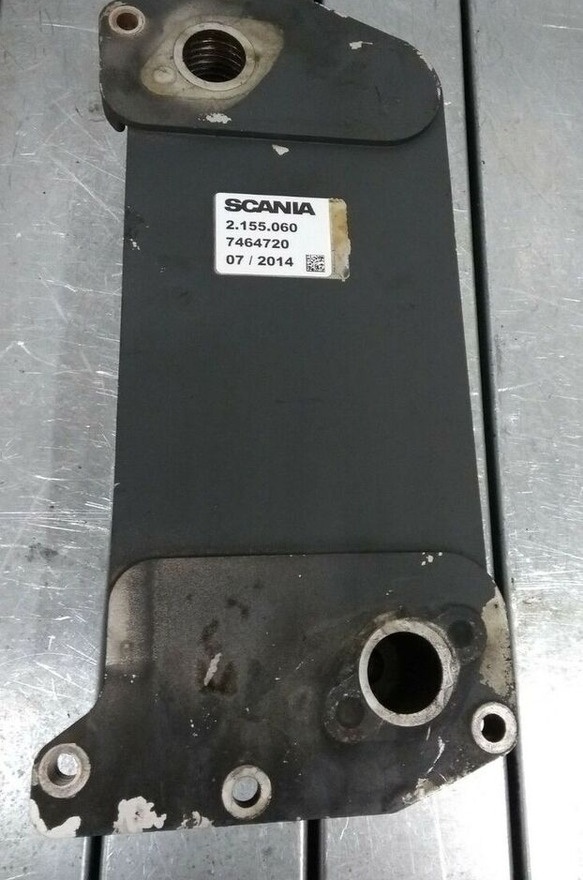 Scania RETARDER , OLD AND NEW TYPE 1804210, 2155059 - Radiateur d'huile pour Camion: photos 5 Scania RETARDER , OLD AND NEW TYPE 1804210, 2155059 - Radiateur d'huile pour Camion: photos 5
