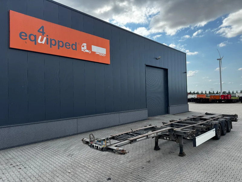 Schmitz Cargobull 45FT HC, Scheibebremsen, Liftachse, vorne + hinten + Stoßstange ausziehbar, NL-Chassis - Semi-remorque porte-conteneur/ Caisse mobile: photos 1 Schmitz Cargobull 45FT HC, Scheibebremsen, Liftachse, vorne + hinten + Stoßstange ausziehbar, NL-Chassis - Semi-remorque porte-conteneur/ Caisse mobile: photos 1