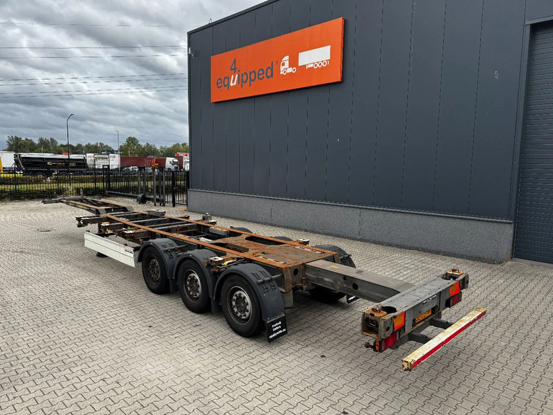 Schmitz Cargobull 45FT HC, Scheibebremsen, vorne + hinten + Stoßstange ausziehbar, NL-Chassis, Liftachse - Semi-remorque porte-conteneur/ Caisse mobile: photos 4 Schmitz Cargobull 45FT HC, Scheibebremsen, vorne + hinten + Stoßstange ausziehbar, NL-Chassis, Liftachse - Semi-remorque porte-conteneur/ Caisse mobile: photos 4
