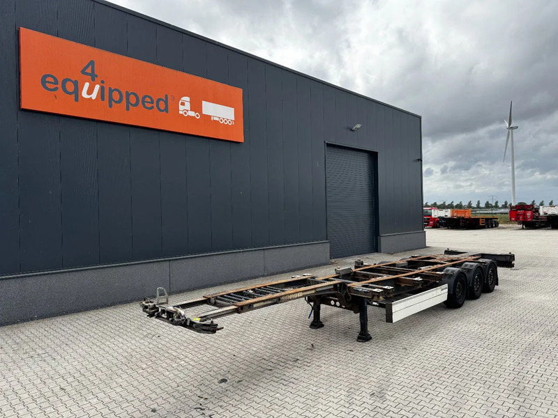 Schmitz Cargobull 45FT HC, Scheibebremsen, vorne + hinten + Stoßstange ausziehbar, NL-Chassis, Liftachse - Semi-remorque porte-conteneur/ Caisse mobile: photos 1 Schmitz Cargobull 45FT HC, Scheibebremsen, vorne + hinten + Stoßstange ausziehbar, NL-Chassis, Liftachse - Semi-remorque porte-conteneur/ Caisse mobile: photos 1
