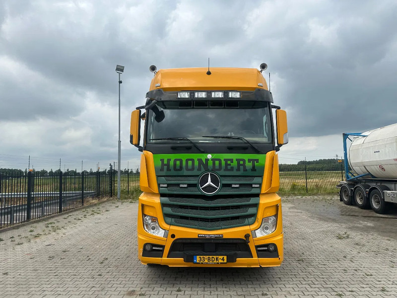 Mercedes-Benz Actros 2748 LS 6x2 BROKEN ENGINE - Tracteur routier: photos 5 Mercedes-Benz Actros 2748 LS 6x2 BROKEN ENGINE - Tracteur routier: photos 5