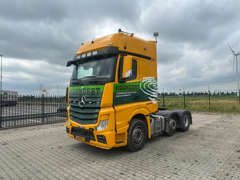 Mercedes-Benz Actros 2748 LS 6x2 BROKEN ENGINE - Tracteur routier: photos 1 Mercedes-Benz Actros 2748 LS 6x2 BROKEN ENGINE - Tracteur routier: photos 1