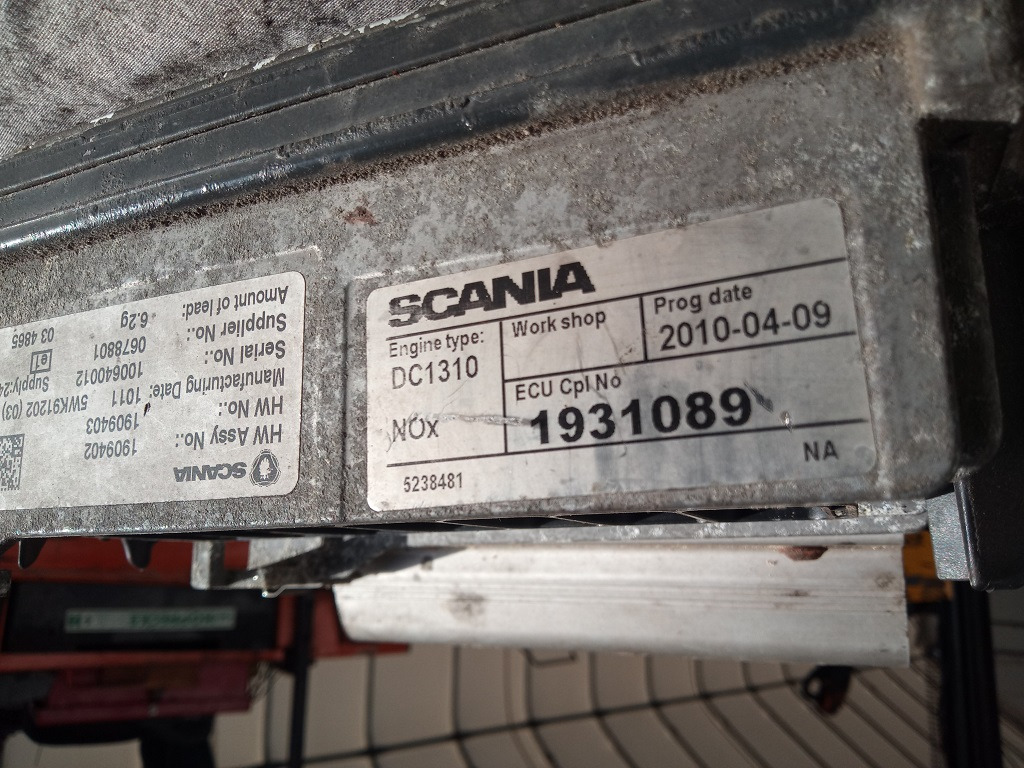 EDC Scania R440 DC1310 1931089 - Bloc de gestion pour Camion: photos 1 EDC Scania R440 DC1310 1931089 - Bloc de gestion pour Camion: photos 1