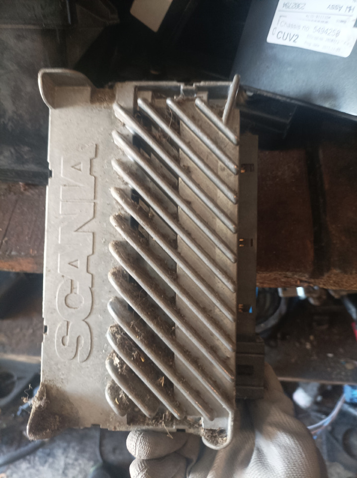 Scania Scania - Bloc de gestion: photos 2 Scania Scania - Bloc de gestion: photos 2