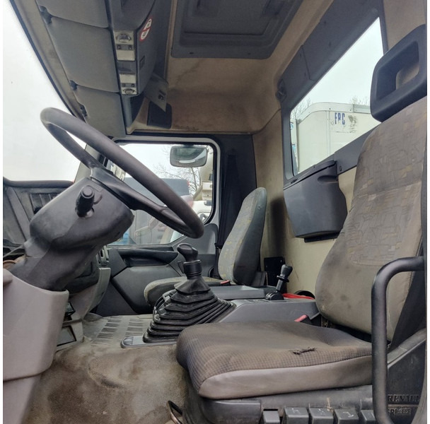Renault 400 - Tracteur routier: photos 5 Renault 400 - Tracteur routier: photos 5
