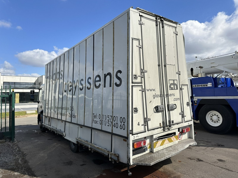 DAF LF 55.250 12T - GLASTRANSPORT / GLASRESTEEL - AIR SUSPENSION - EURO 4 - BELGIAN REGISTRATION - Camion: photos 5 DAF LF 55.250 12T - GLASTRANSPORT / GLASRESTEEL - AIR SUSPENSION - EURO 4 - BELGIAN REGISTRATION - Camion: photos 5