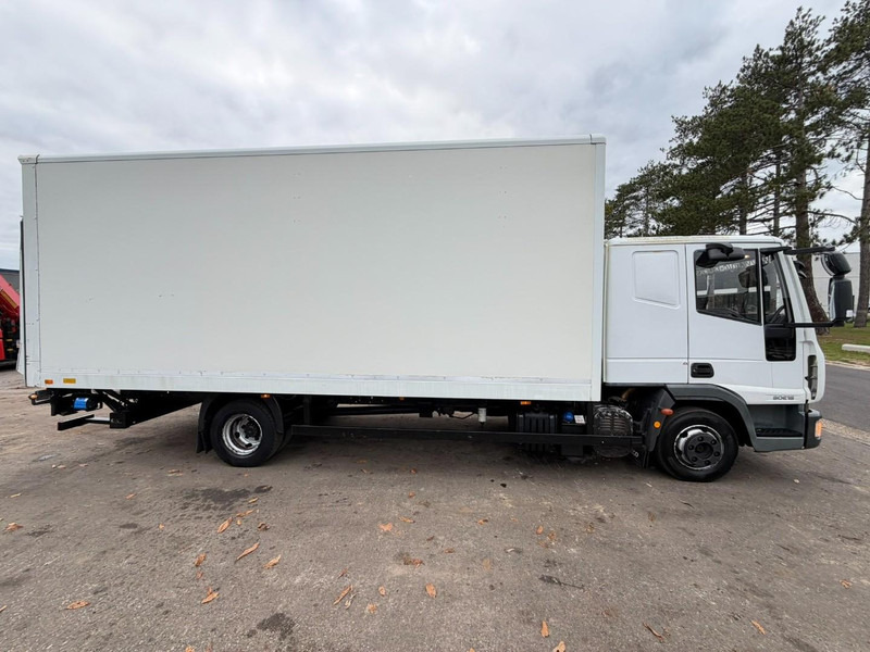 Iveco EUROCARGO 80E18 CLOSED BOX 6m00 x 2m49 x 2m37 - EURO 5 - *176.000km* - TAILLIFT - MANUAL - BE TRUCK - Camion fourgon: photos 4 Iveco EUROCARGO 80E18 CLOSED BOX 6m00 x 2m49 x 2m37 - EURO 5 - *176.000km* - TAILLIFT - MANUAL - BE TRUCK - Camion fourgon: photos 4