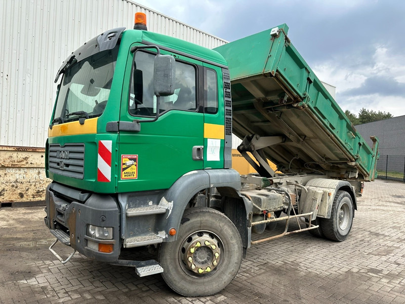 MAN TG 18.310 A 4x2 2 WAY TIPPER / BI-BENNE / 2 SEITEN KIPPER - MANUAL ZF - STEEL SPRING / HUB REDUCTION - Camion benne: photos 1 MAN TG 18.310 A 4x2 2 WAY TIPPER / BI-BENNE / 2 SEITEN KIPPER - MANUAL ZF - STEEL SPRING / HUB REDUCTION - Camion benne: photos 1