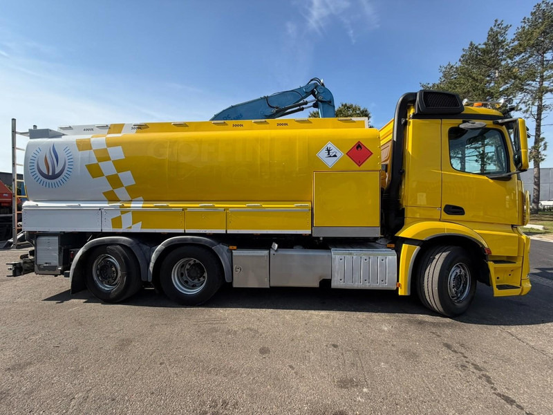 Mercedes-Benz ANTOS 2632 6x2 FUEL TANKER 16.000L - 4 COMP - DIESEL / PETROL - RETARDER - EURO 6 - LIFT / STEERING AXLE - *FULL AIR* - BE TRUCK - Camion citerne: photos 4 Mercedes-Benz ANTOS 2632 6x2 FUEL TANKER 16.000L - 4 COMP - DIESEL / PETROL - RETARDER - EURO 6 - LIFT / STEERING AXLE - *FULL AIR* - BE TRUCK - Camion citerne: photos 4
