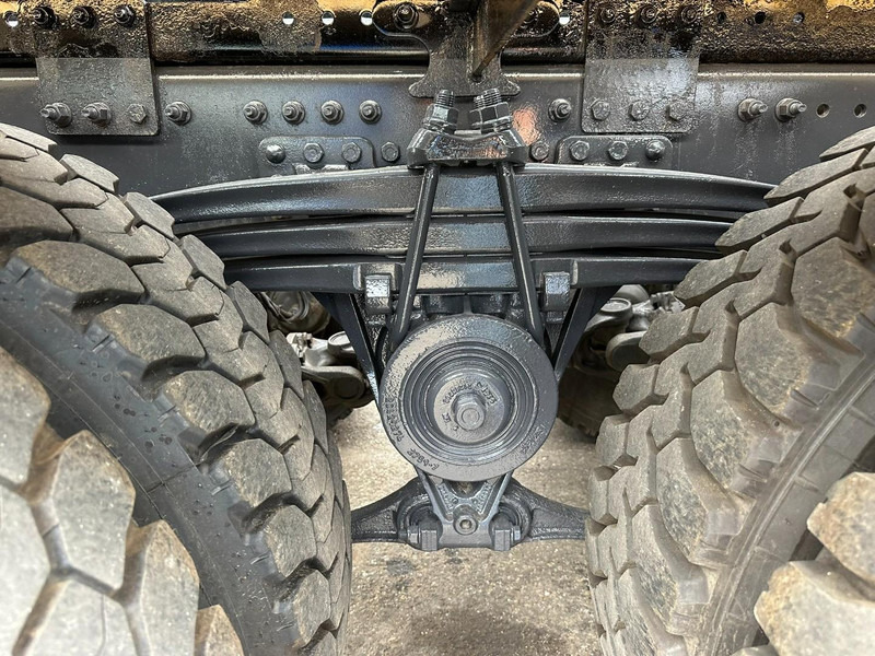 Camion ampliroll, Camion grue Renault C460 8x4 HOOKLIFT + (19m!) CRANE HIAB 288 E-6 HIDUO - RADIO - 5/6 F - STEEL SPRING / HUB REDUCTION - BE TRUCK: photos 16