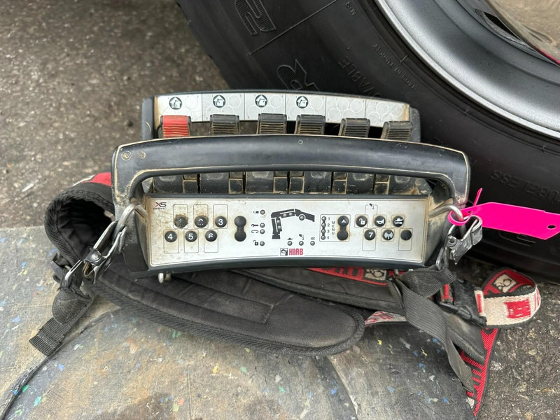 Camion ampliroll, Camion grue Renault C460 8x4 HOOKLIFT + (19m!) CRANE HIAB 288 E-6 HIDUO - RADIO - 5/6 F - STEEL SPRING / HUB REDUCTION - BE TRUCK: photos 14