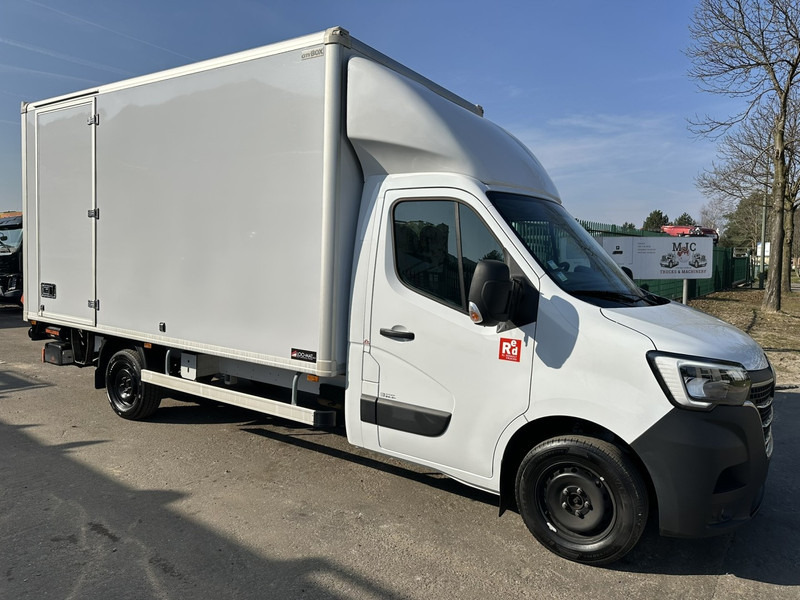 Renault MASTER 2.3 - 163HP - RED EDITION BAKWAGEN + LAADKLEP - 4m30 x 2m20 x 2m20 - CAMERA - NAVI - PACK COMFORT - BELG - Fourgon grand volume: photos 1 Renault MASTER 2.3 - 163HP - RED EDITION BAKWAGEN + LAADKLEP - 4m30 x 2m20 x 2m20 - CAMERA - NAVI - PACK COMFORT - BELG - Fourgon grand volume: photos 1