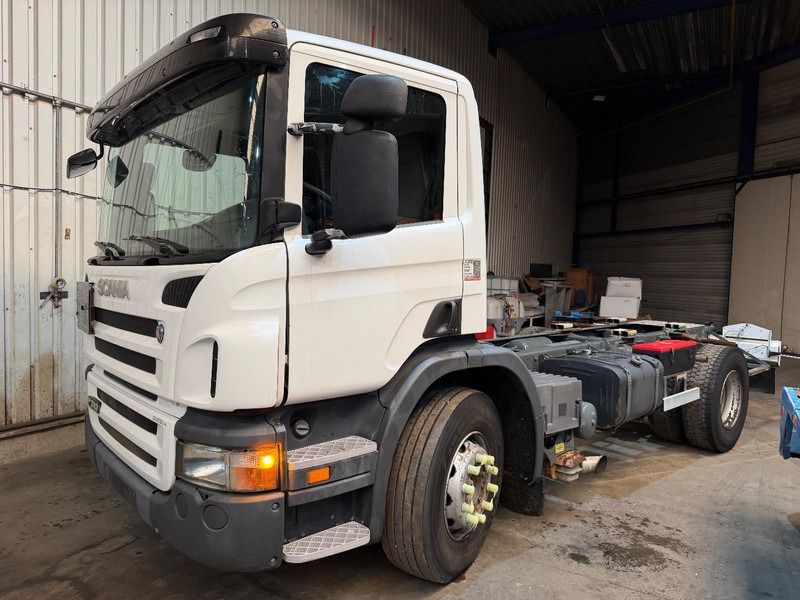 Scania P310 4x2 CHASSIS - ADR (ex tanker) - *322.000km* - AIR SUSPENSION - MANUAL - BE TRUCK - Châssis cabine: photos 1 Scania P310 4x2 CHASSIS - ADR (ex tanker) - *322.000km* - AIR SUSPENSION - MANUAL - BE TRUCK - Châssis cabine: photos 1