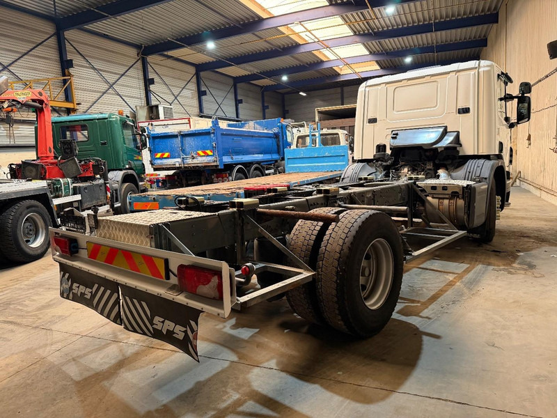 Scania P310 4x2 CHASSIS - ADR (ex tanker) - *322.000km* - AIR SUSPENSION - MANUAL - BE TRUCK - Camion citerne: photos 4 Scania P310 4x2 CHASSIS - ADR (ex tanker) - *322.000km* - AIR SUSPENSION - MANUAL - BE TRUCK - Camion citerne: photos 4