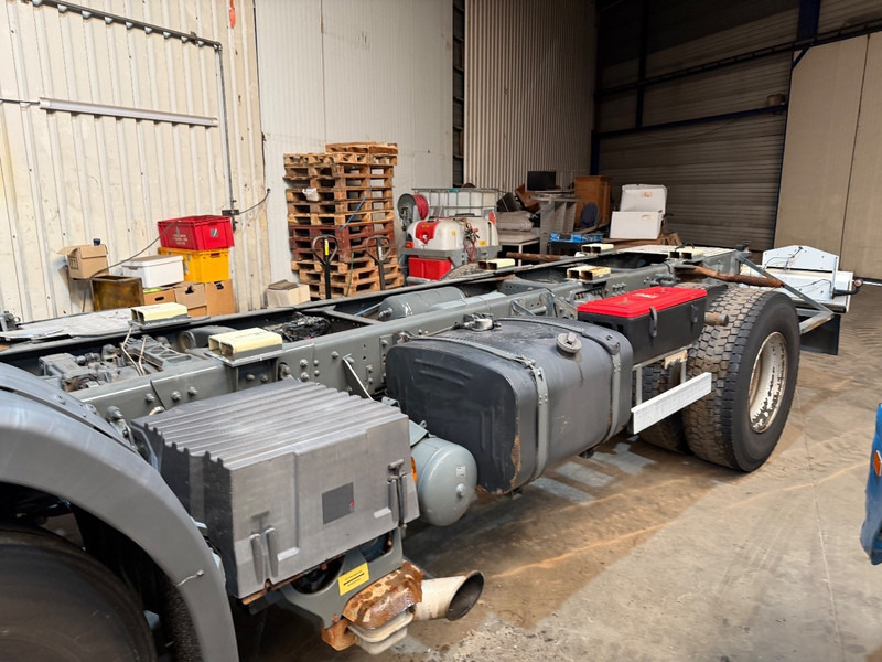 Scania P310 4x2 CHASSIS - ADR (ex tanker) - *322.000km* - AIR SUSPENSION - MANUAL - BE TRUCK - Camion citerne: photos 5 Scania P310 4x2 CHASSIS - ADR (ex tanker) - *322.000km* - AIR SUSPENSION - MANUAL - BE TRUCK - Camion citerne: photos 5