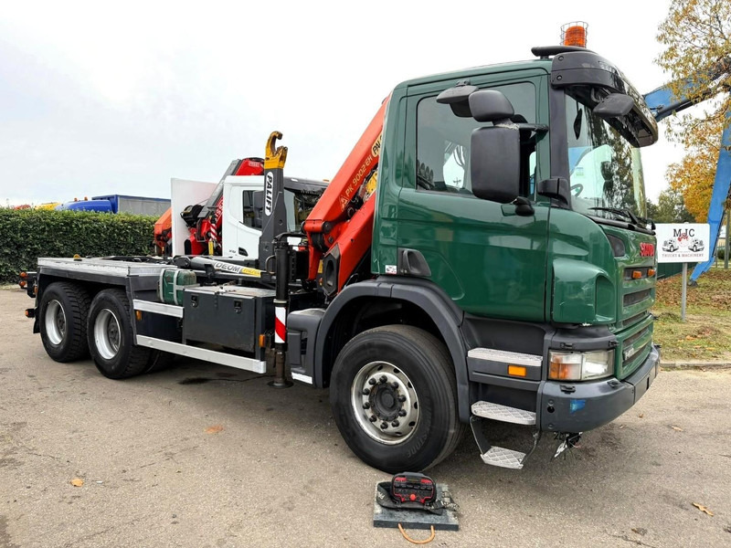Scania P400 6x4 HOOKLIFT + CRANE PALFINGER PK9001 EH - RETARDER - 5/6F + ROTATOR + RADIO - WB 3m90 - EURO 5 - HUB REDUCTION / SPRING - BE TRUCK - Camion ampliroll, Camion grue: photos 2 Scania P400 6x4 HOOKLIFT + CRANE PALFINGER PK9001 EH - RETARDER - 5/6F + ROTATOR + RADIO - WB 3m90 - EURO 5 - HUB REDUCTION / SPRING - BE TRUCK - Camion ampliroll, Camion grue: photos 2