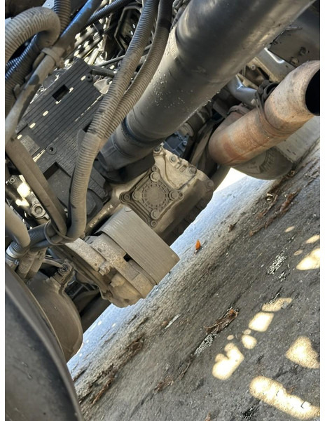 Tracteur routier Renault PREMIUM 460 DXI + RETARDER - 642.000km - SPOILERS - 2 DIESELTANKS - A/C - GOOD CONDITION: photos 6