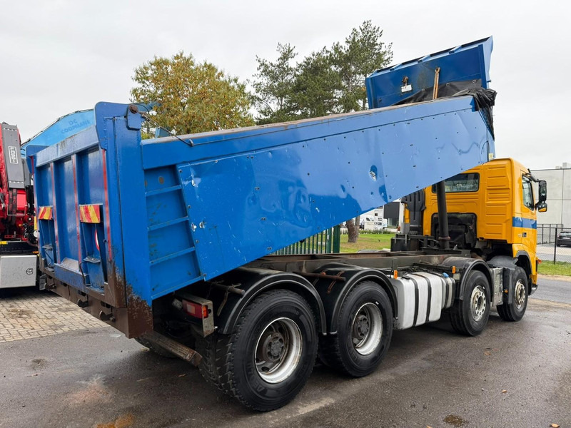 Volvo FH 400 8X4 TIPPER (insulated/isolé) - MANUAL 3+3 - STEEL SPRING / BLATT - EURO 5 - TUV 01/2026 - AXLES HUB REDUCTION - BE TRUCK - Camion benne: photos 5 Volvo FH 400 8X4 TIPPER (insulated/isolé) - MANUAL 3+3 - STEEL SPRING / BLATT - EURO 5 - TUV 01/2026 - AXLES HUB REDUCTION - BE TRUCK - Camion benne: photos 5